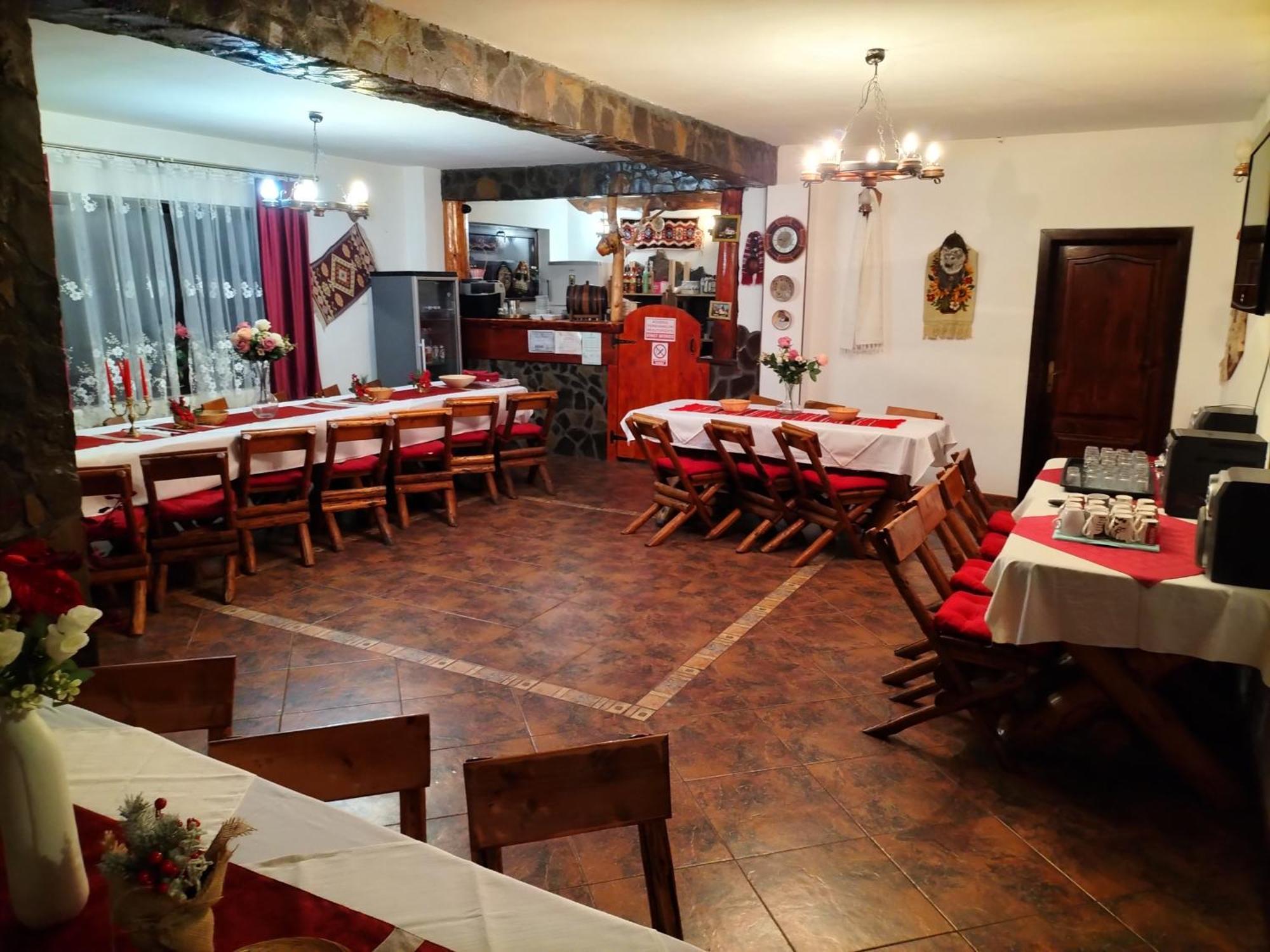 Vila Rina Moeciu De Sus Zewnętrze zdjęcie